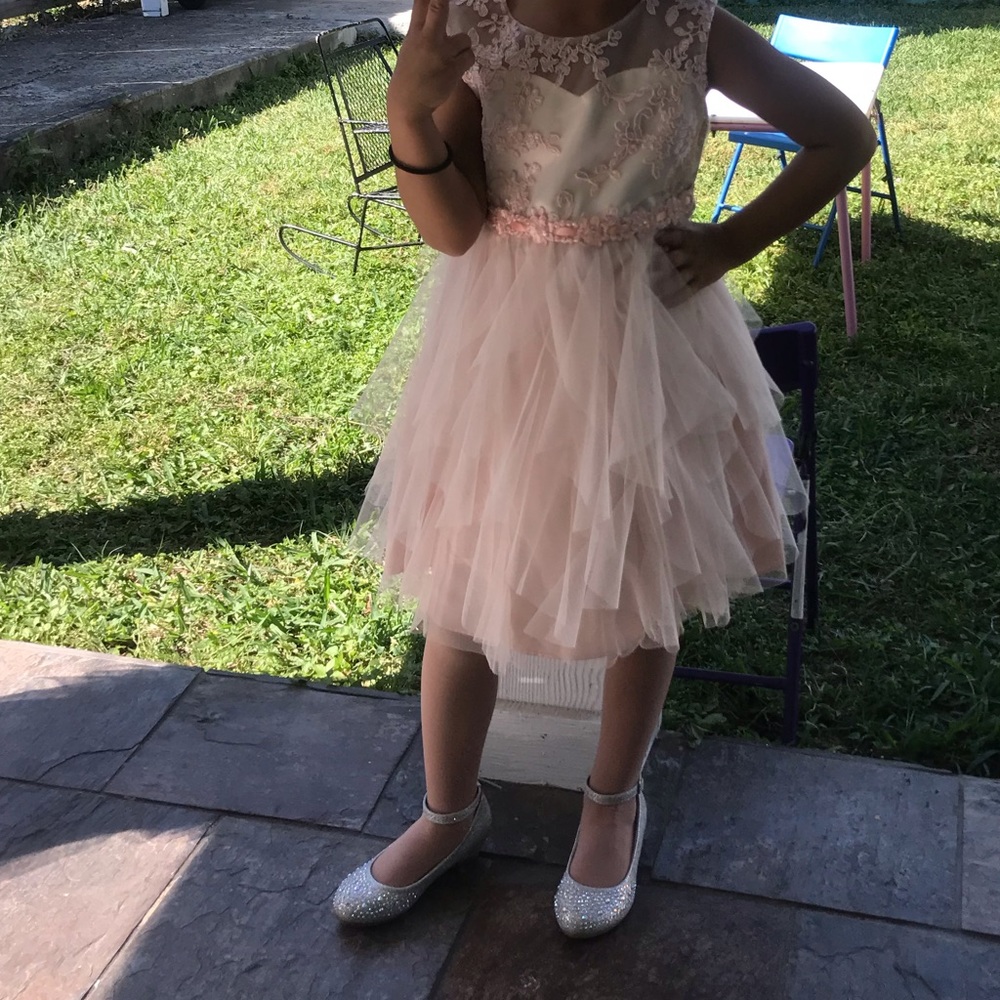 Rare Edition Macy’s exclusive Girls dress